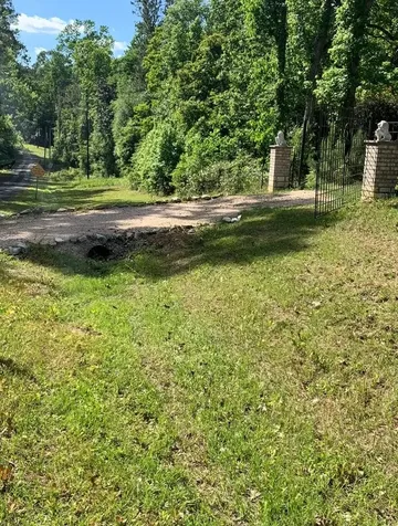 708 County Road 2307 Cleveland TX 77327