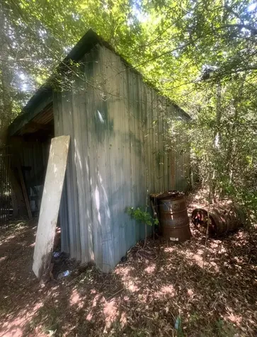 708 County Road 2307 Cleveland TX 77327