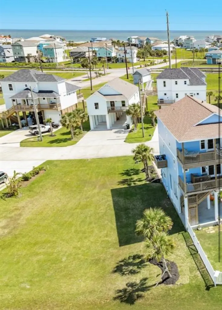 25214 Sausalito Drive Galveston TX 77554