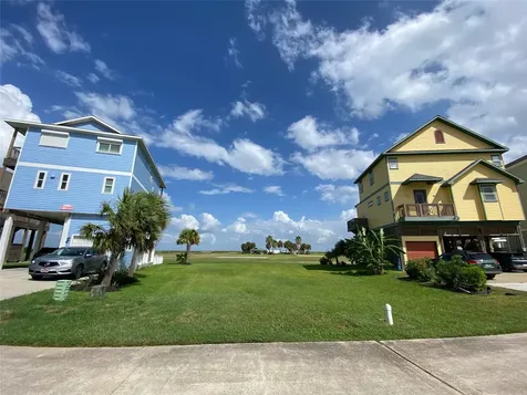 25214 Sausalito Drive Galveston TX 77554