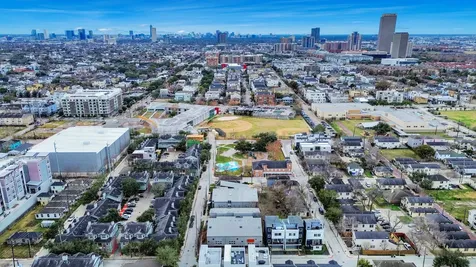 1428 Bailey Street Houston TX 77019