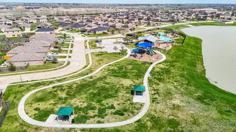 9803 Garnet Grove Drive Rosharon TX 77583