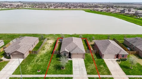 9803 Garnet Grove Drive Rosharon TX 77583
