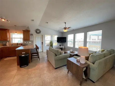 975 Fisherman Drive S Galveston TX 77650