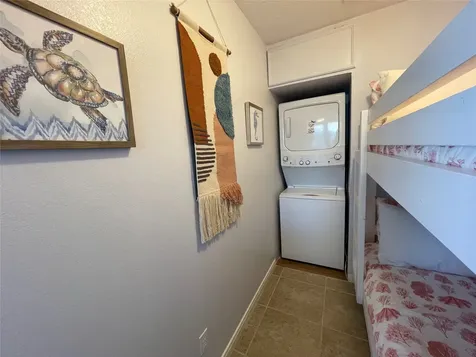 975 Fisherman Drive S Galveston TX 77650