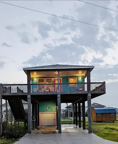 975 Fisherman Drive S Galveston TX 77650