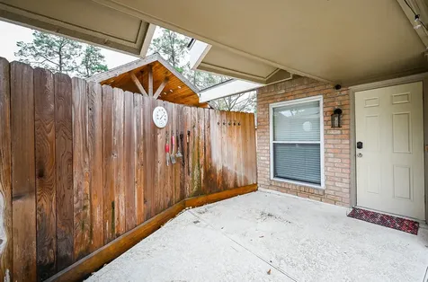 19414 Dianeshire Drive North Houston TX 77388