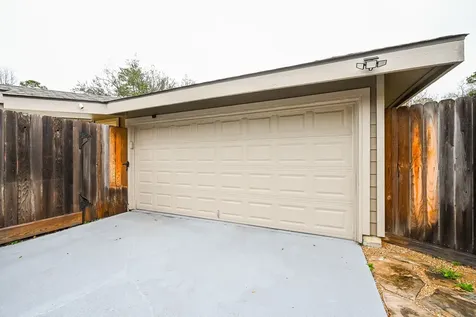 19414 Dianeshire Drive North Houston TX 77388