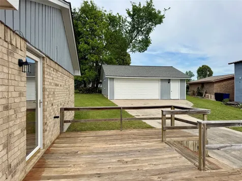 337 W Cattle Drive Onalaska TX 77360
