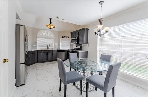 3022 Norwich Street Pearland TX 77584