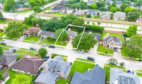3022 Norwich Street Pearland TX 77584
