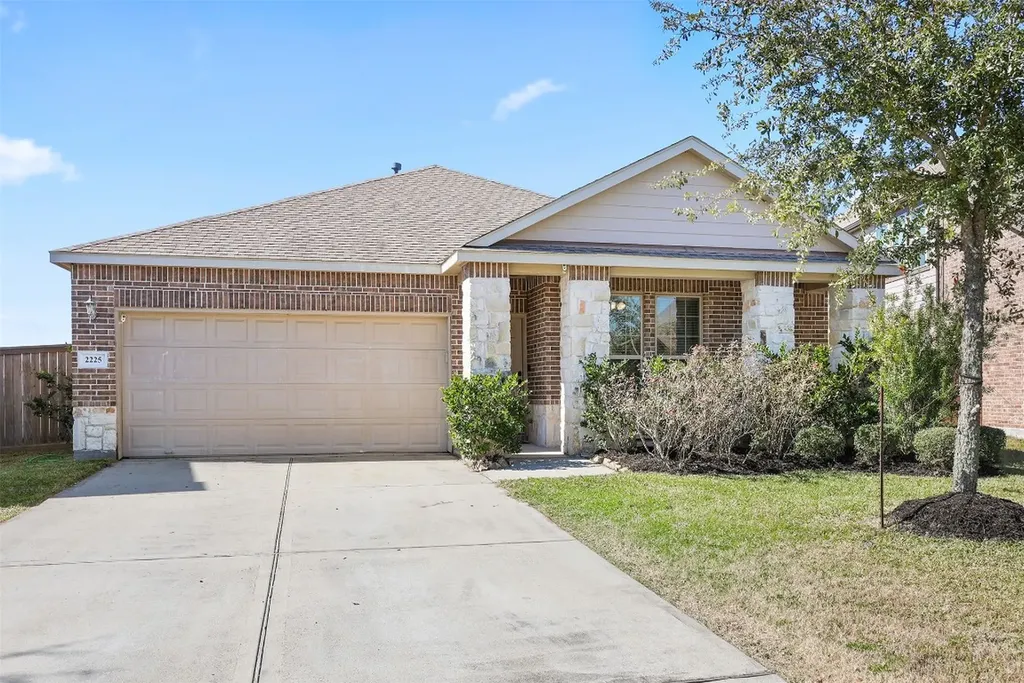 2225 Windy Sail Drive Texas City TX 77568
