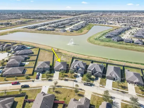 2225 Windy Sail Drive Texas City TX 77568