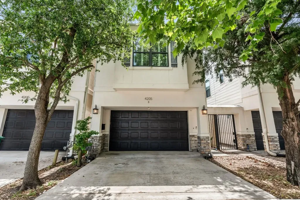 4205 Koehler Street B Houston TX 77007