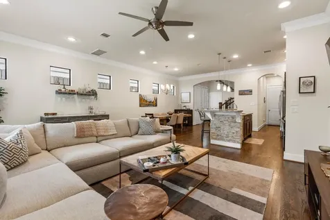 4205 Koehler Street B Houston TX 77007