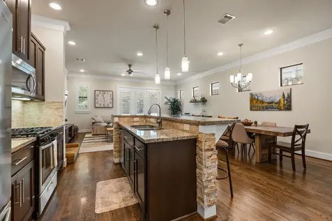 4205 Koehler Street B Houston TX 77007