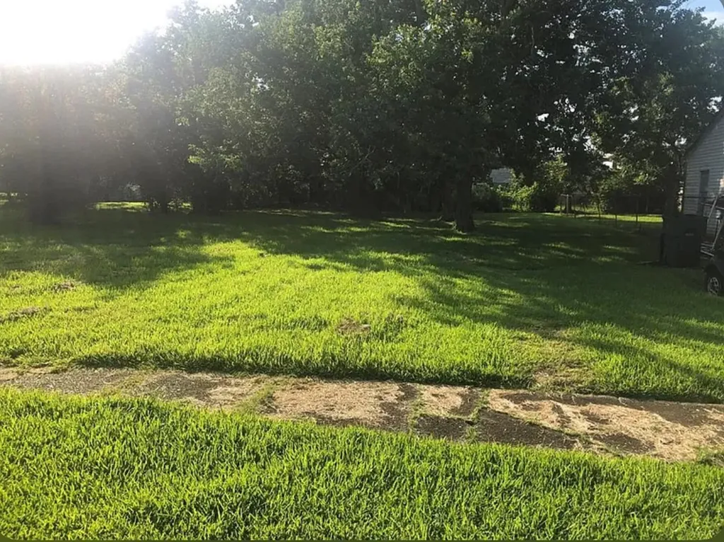 1518 W 6th Street Port Arthur TX 77640