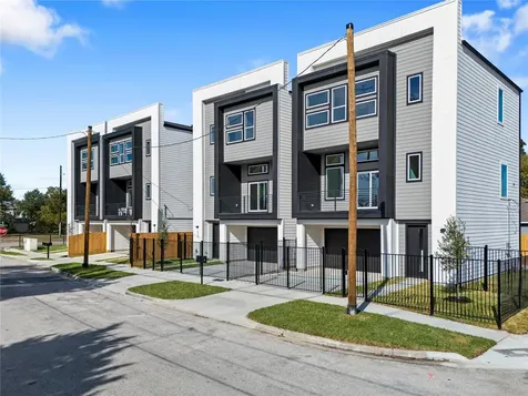 5507 Hershe Street Houston TX 77020