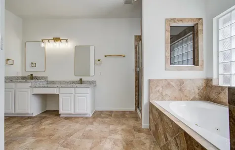 2402 Leslie Lane Deer Park TX 77536
