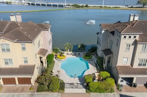 41 Armand Shore Drive Pasadena TX 77058