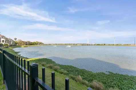 41 Armand Shore Drive Pasadena TX 77058