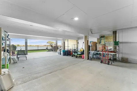 41 Armand Shore Drive Pasadena TX 77058
