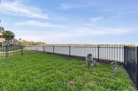 41 Armand Shore Drive Pasadena TX 77058