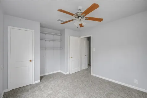 1427 W 6th Street Freeport TX 77541