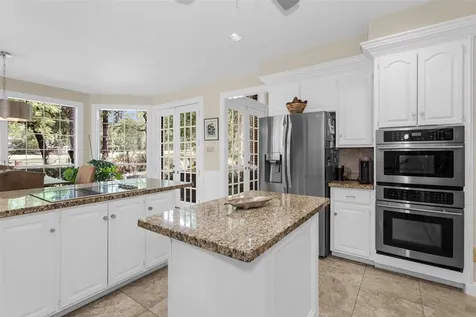 6 S Brokenfern Drive The Woodlands TX 77380