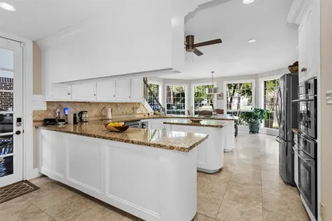 6 S Brokenfern Drive The Woodlands TX 77380