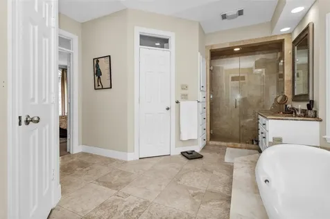 6 S Brokenfern Drive The Woodlands TX 77380