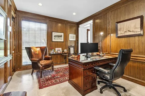 6 S Brokenfern Drive The Woodlands TX 77380