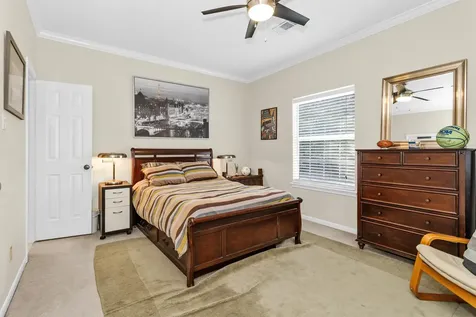 6 S Brokenfern Drive The Woodlands TX 77380
