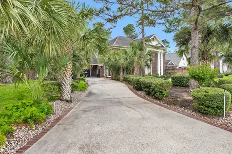 6 S Brokenfern Drive The Woodlands TX 77380
