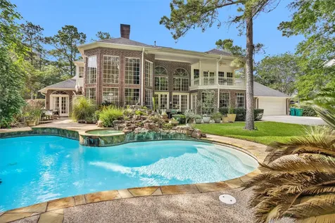 6 S Brokenfern Drive The Woodlands TX 77380