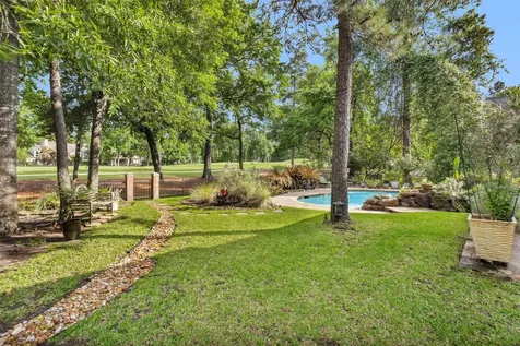 6 S Brokenfern Drive The Woodlands TX 77380