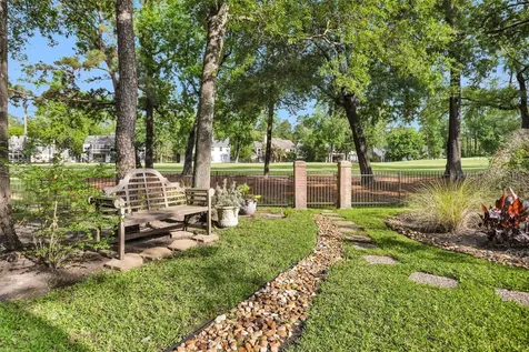 6 S Brokenfern Drive The Woodlands TX 77380