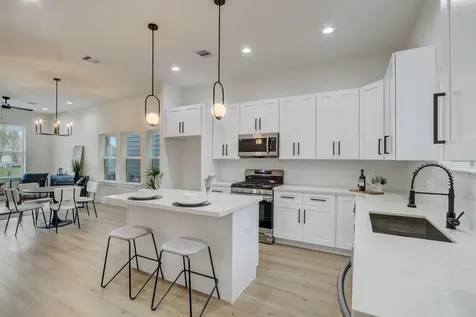 1207 Dewalt Street Houston TX 77088