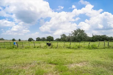 7260 Goehring Road Ledbetter TX 78946