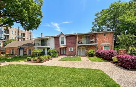 1789 Saxony Lane Houston TX 77058
