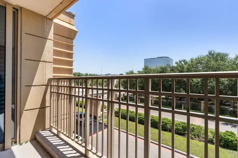 1100 Uptown Park Boulevard 23 Houston TX 77056
