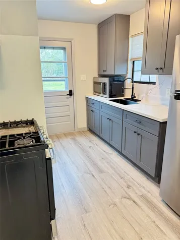 210 N Mattson Street West Columbia TX 77486