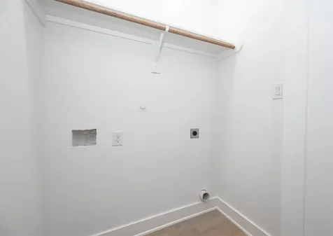 8602 Hoffman Street Houston TX 77016