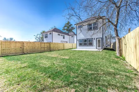 8602 Hoffman Street Houston TX 77016