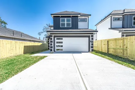 8602 Hoffman Street Houston TX 77016