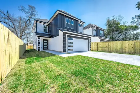 8602 Hoffman Street Houston TX 77016