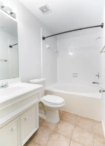 850 W Heights Hollow Lane Houston TX 77007