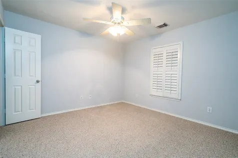 850 W Heights Hollow Lane Houston TX 77007