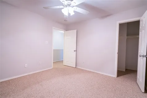 850 W Heights Hollow Lane Houston TX 77007