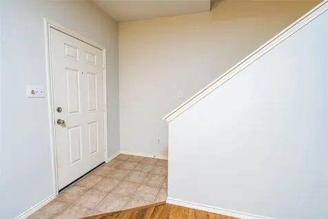 850 W Heights Hollow Lane Houston TX 77007